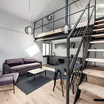 Cooper L Loft アパート *