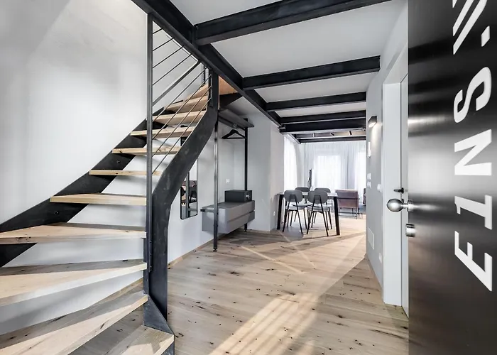 Cooper L Loft Apartment *